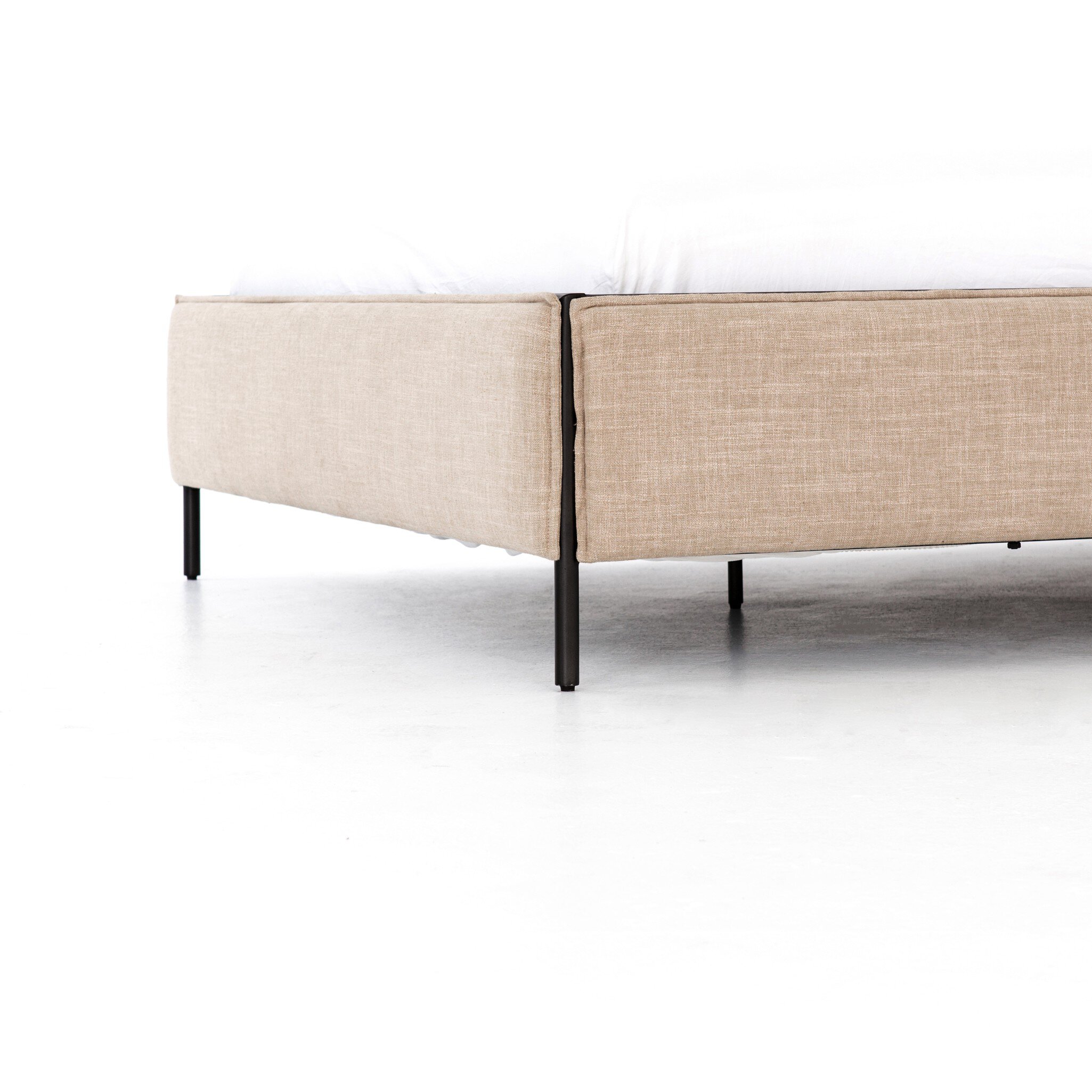 Leigh Upholstered Bed - CIRD-35237K-B2 CIRD35237KB2