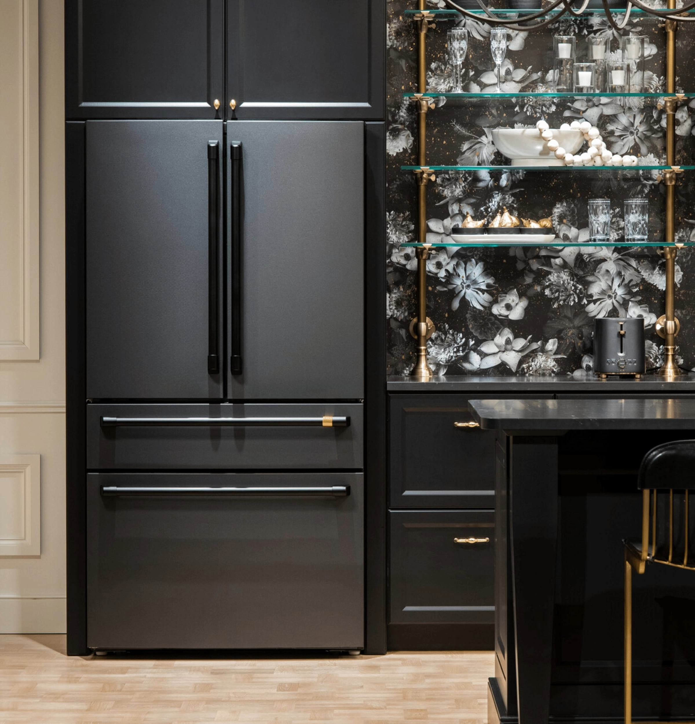 CAFÉ™ ENERGY STAR® 23.2 Cu. Ft. Smart Counter-Depth 4-Door French-Door Refrigerator With Dual-Dispense AutoFill Pitcher view 15