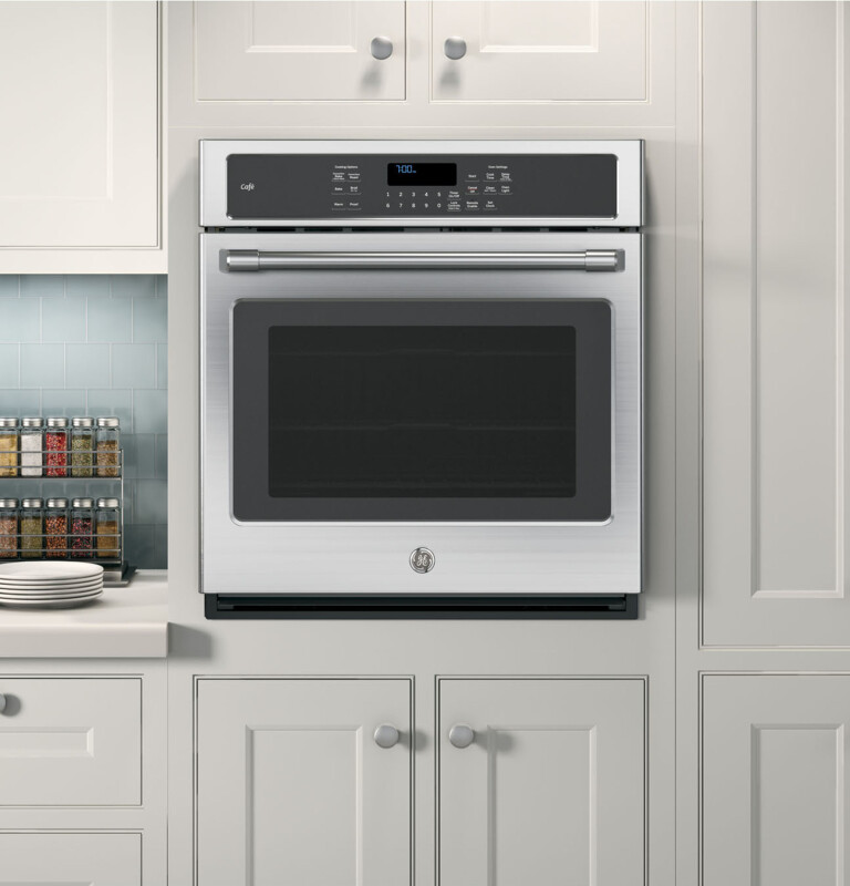 Café Series 27" Built-in Single Convection Wall Oven CK7000SHSS