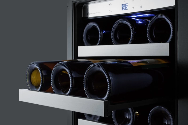 15" Wide Built-In Wine/Beverage Center CL151WBV