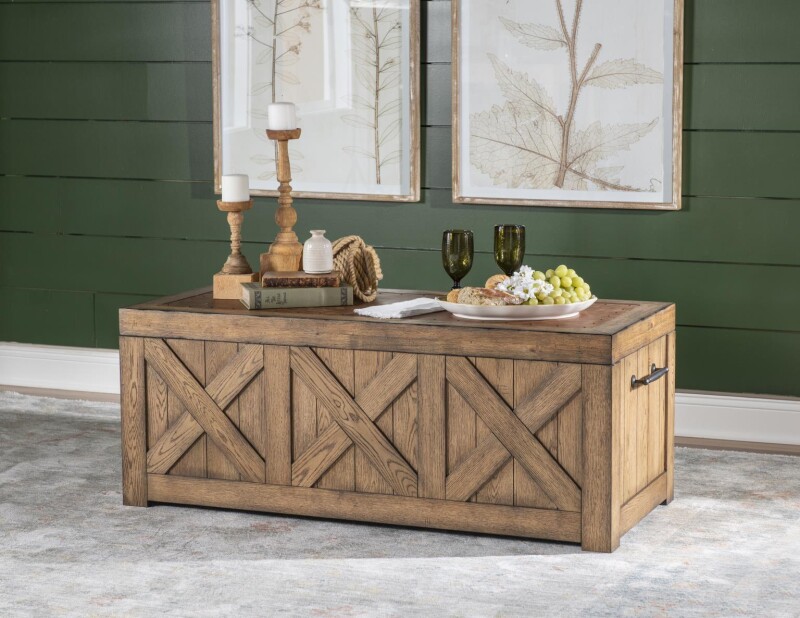 Vintage Market AT Captains Trunk Cocktail Table CLH4010903