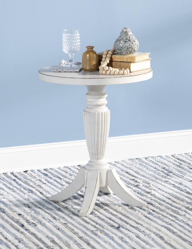 Vintage Market AT Round End Table Picket Fence CLH4012-700 CLH4012700