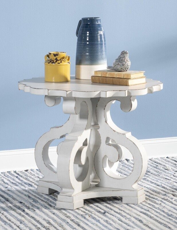 Vintage Market AT Corbel Base End Table Picket Fence CLH4012-708 CLH4012708