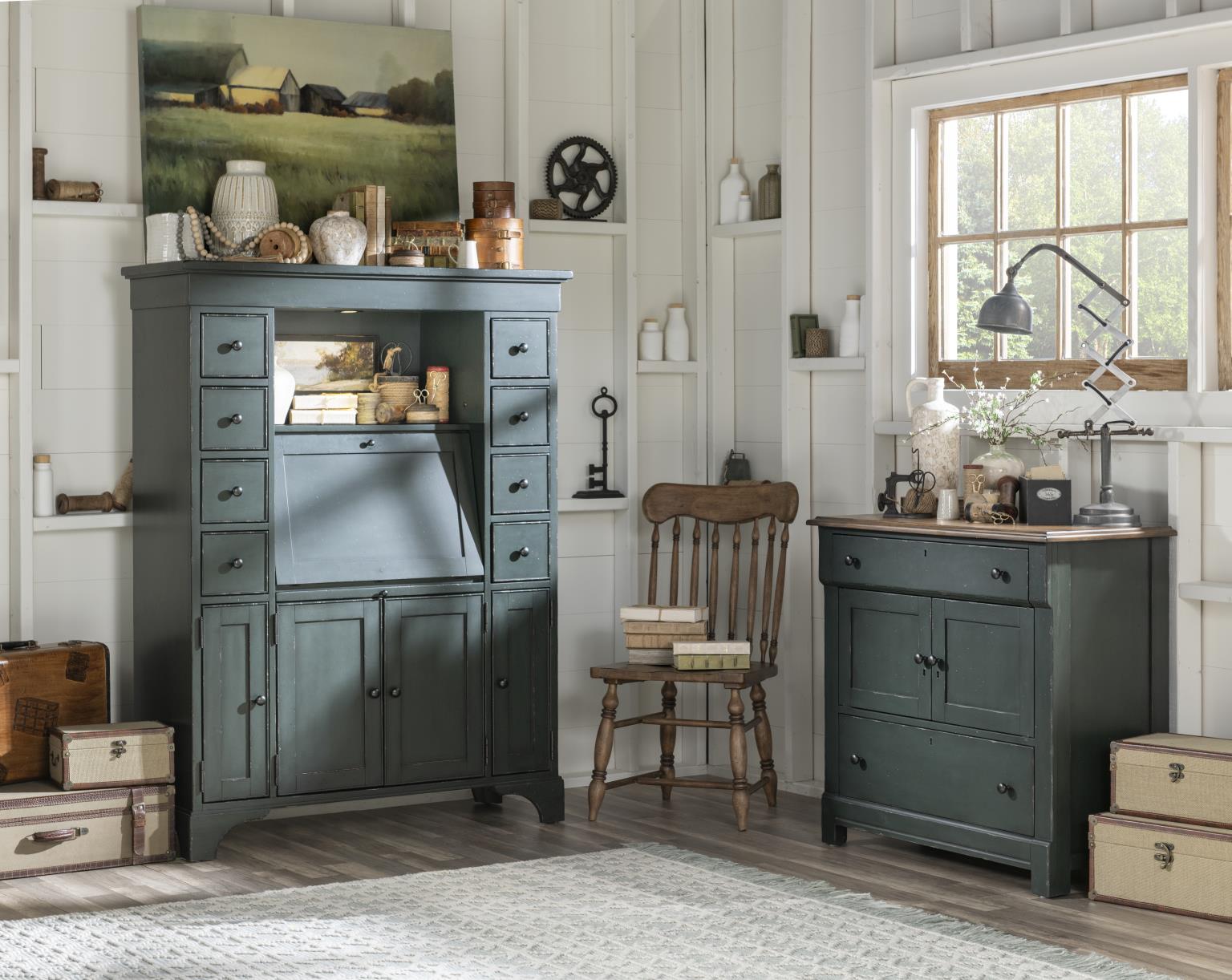 Secretary Cabinet CLH4013809