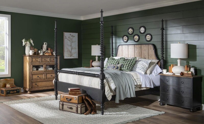 Vintage Market AT Accent Chest 3 Drawers Barnwood Oak And Kettle Black CLH4016-805 CLH4016805