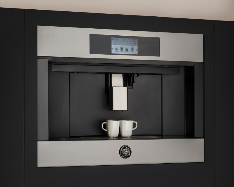 24" Coffee Machine CM242WTXT