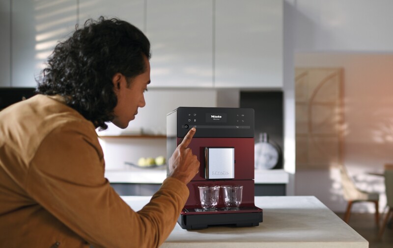 Countertop coffee machine with OneTouch for Two for the ultimate in coffee enjoyment. CM5310SILENCE