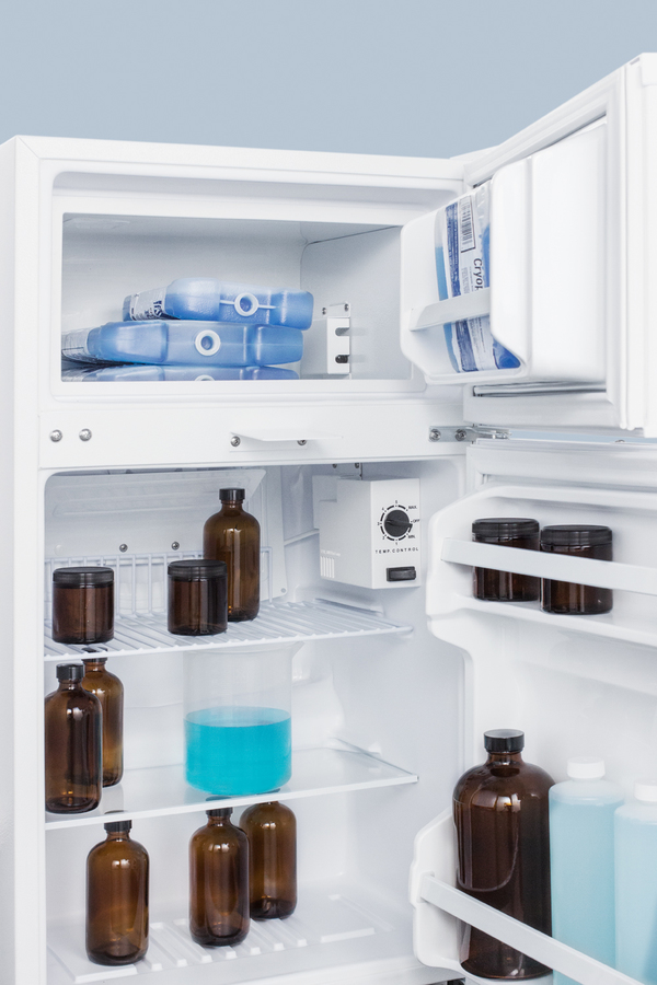 19" Wide Refrigerator-Freezer CP351WLLF2PLUS2