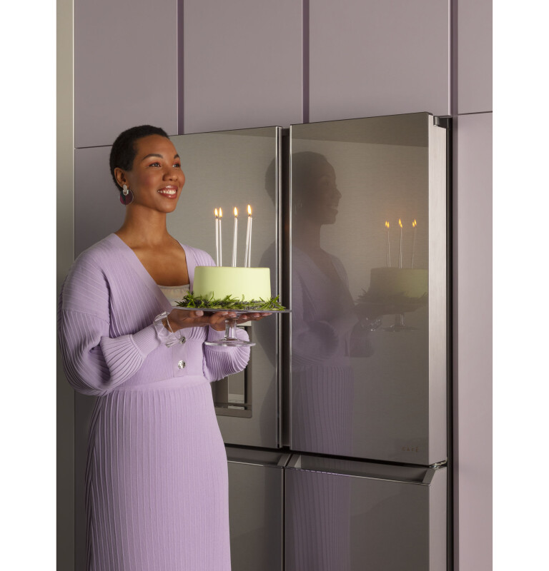 Café 27.4 Cu. Ft. Smart Quad-door Refrigerator In Platinum Glass CQE28DM5NS5