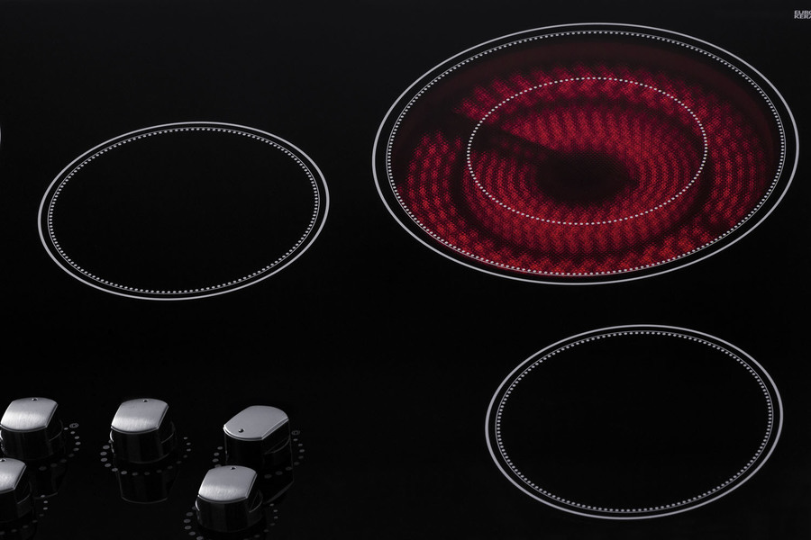 36" Wide 208-240V 5-Burner Radiant Cooktop view 6