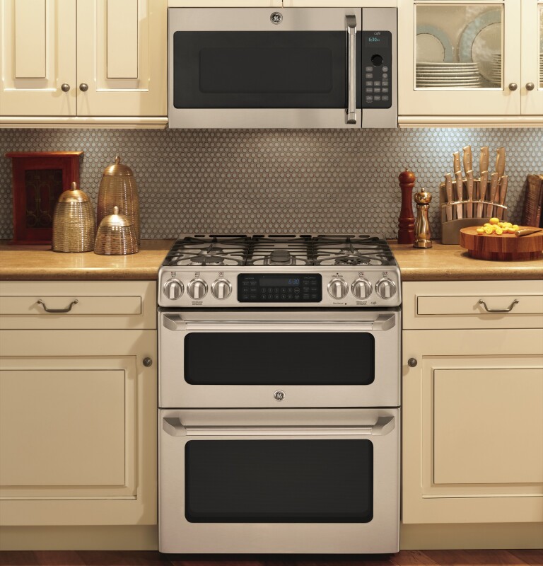 Café Series Over-the-range Oven With Advantium Technology CSA1201RSS
