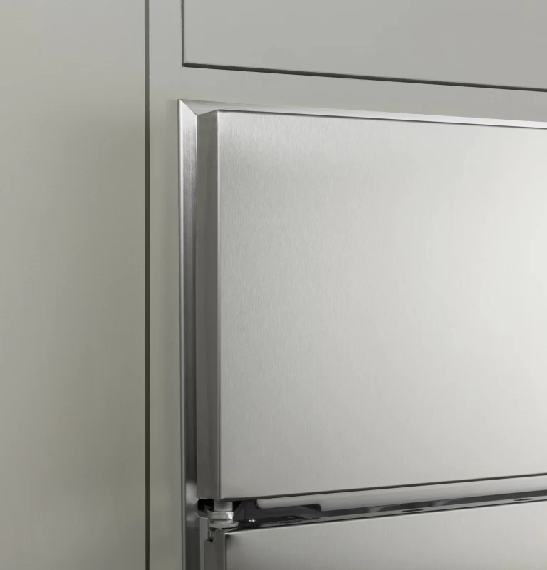 42" Smart Built-In Side-by-Side Refrigerator with Dispenser CSB42YP2NS1