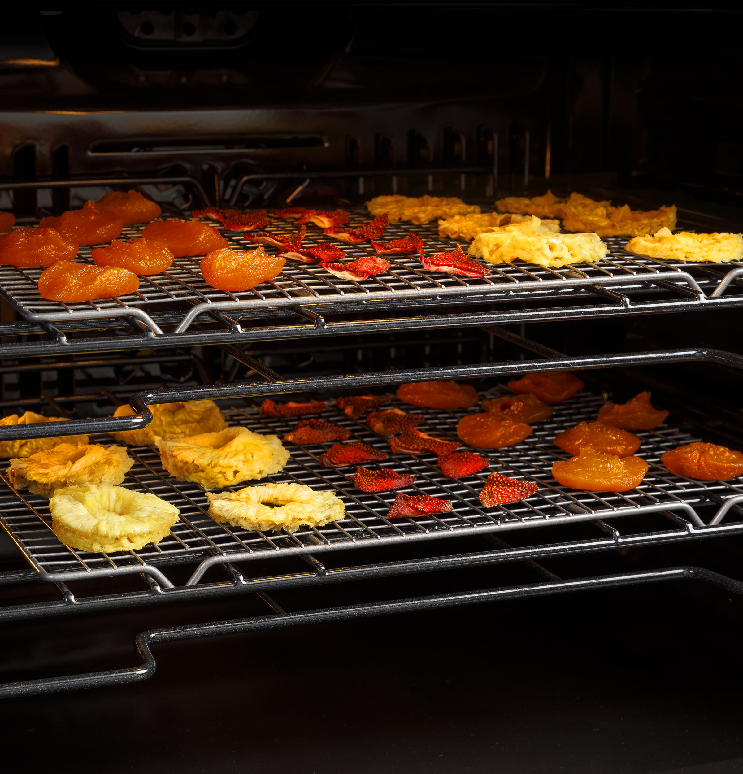 CAFÉ™ 30" Smart Built-In Convection Double Wall Oven in Platinum Glass view 14