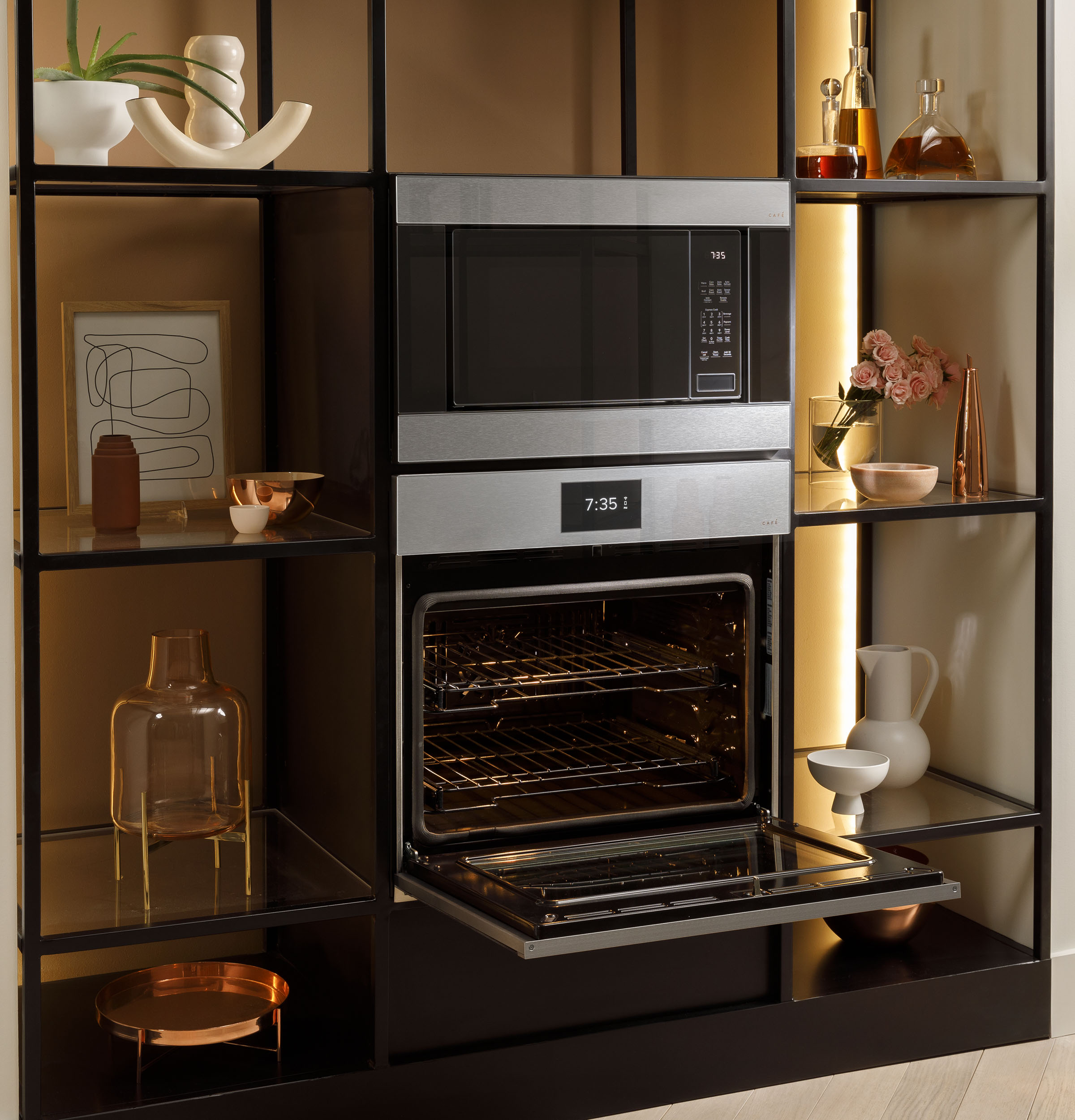CAFÉ™ 30" Smart Built-In Convection Double Wall Oven in Platinum Glass view 11