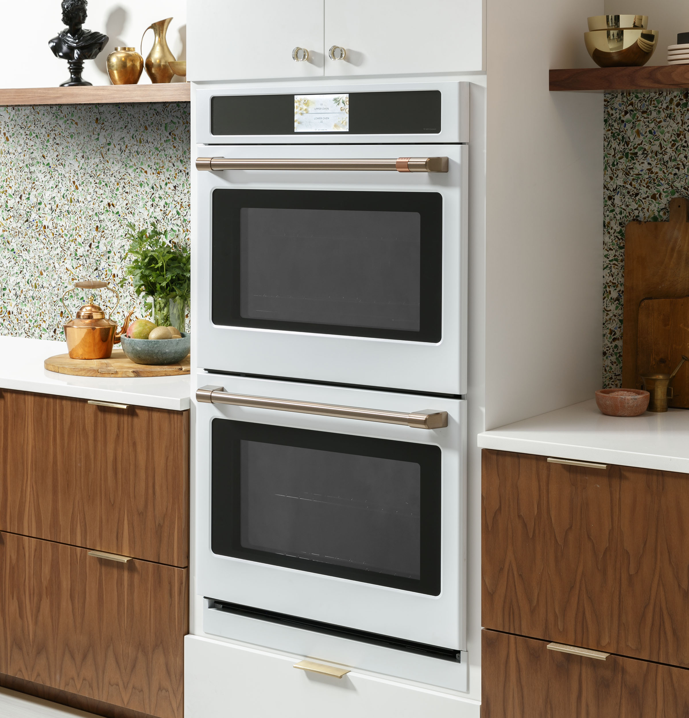 CAFÉ™ Professional Series 30" Smart Built-In Convection Double Wall Oven view 7