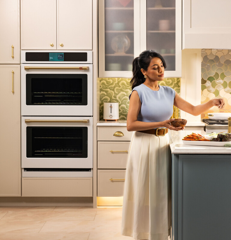 Café Professional Series 30" Smart Built-in Convection Double Wall Oven CTD90DP4ZW2