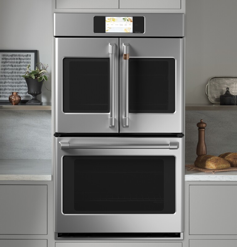 CAFÉ™ Professional Series 30" Smart Built-In Convection French-Door Double Wall Oven view 19