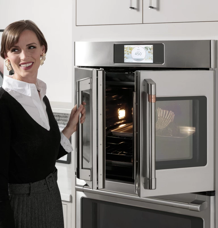 Professional Series 30" Smart Built-In Convection French-Door Double Wall Oven CTD90FP2NS1