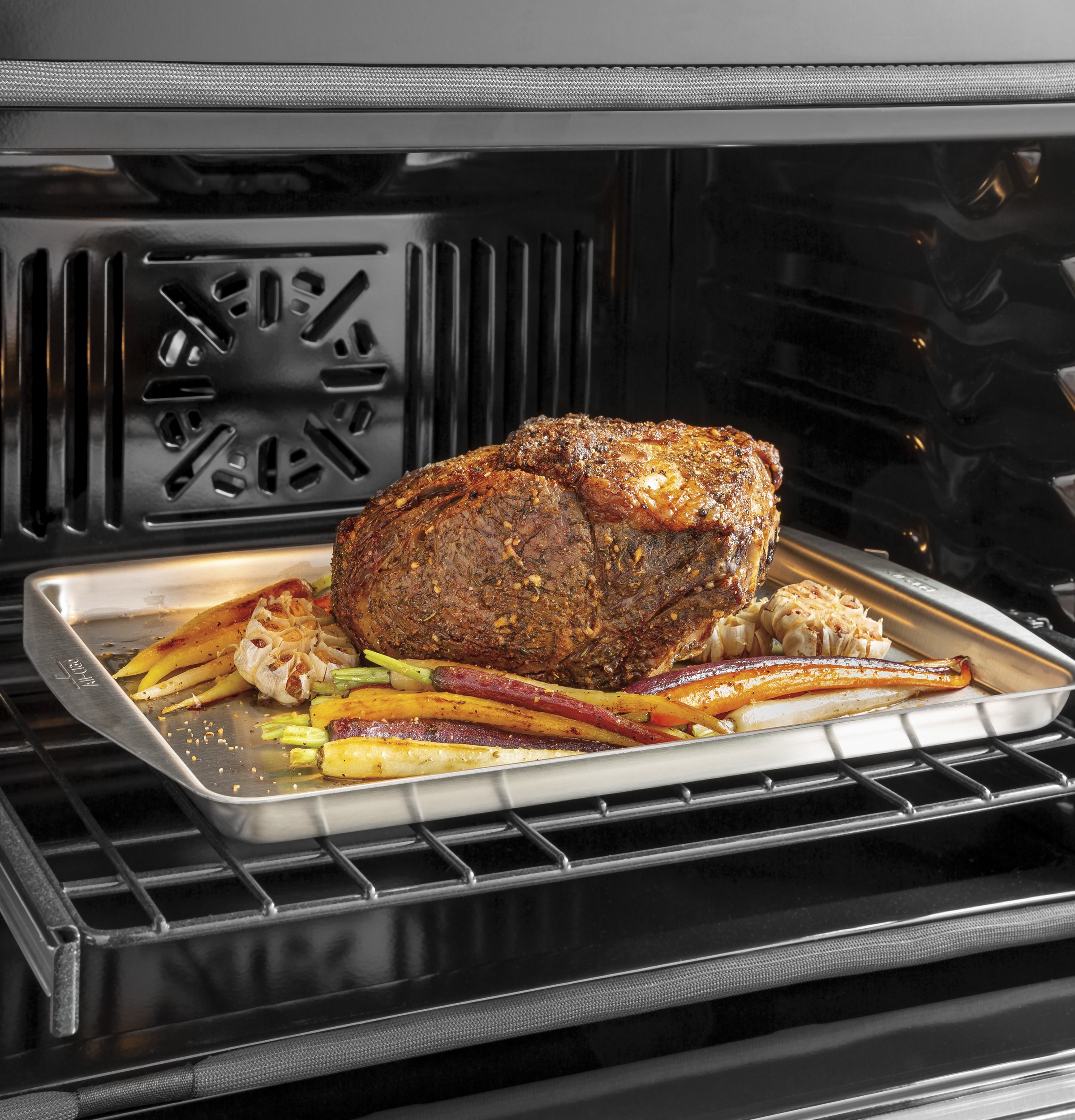 CAFÉ™ Professional Series 30" Smart Built-In Convection French-Door Double Wall Oven view 23