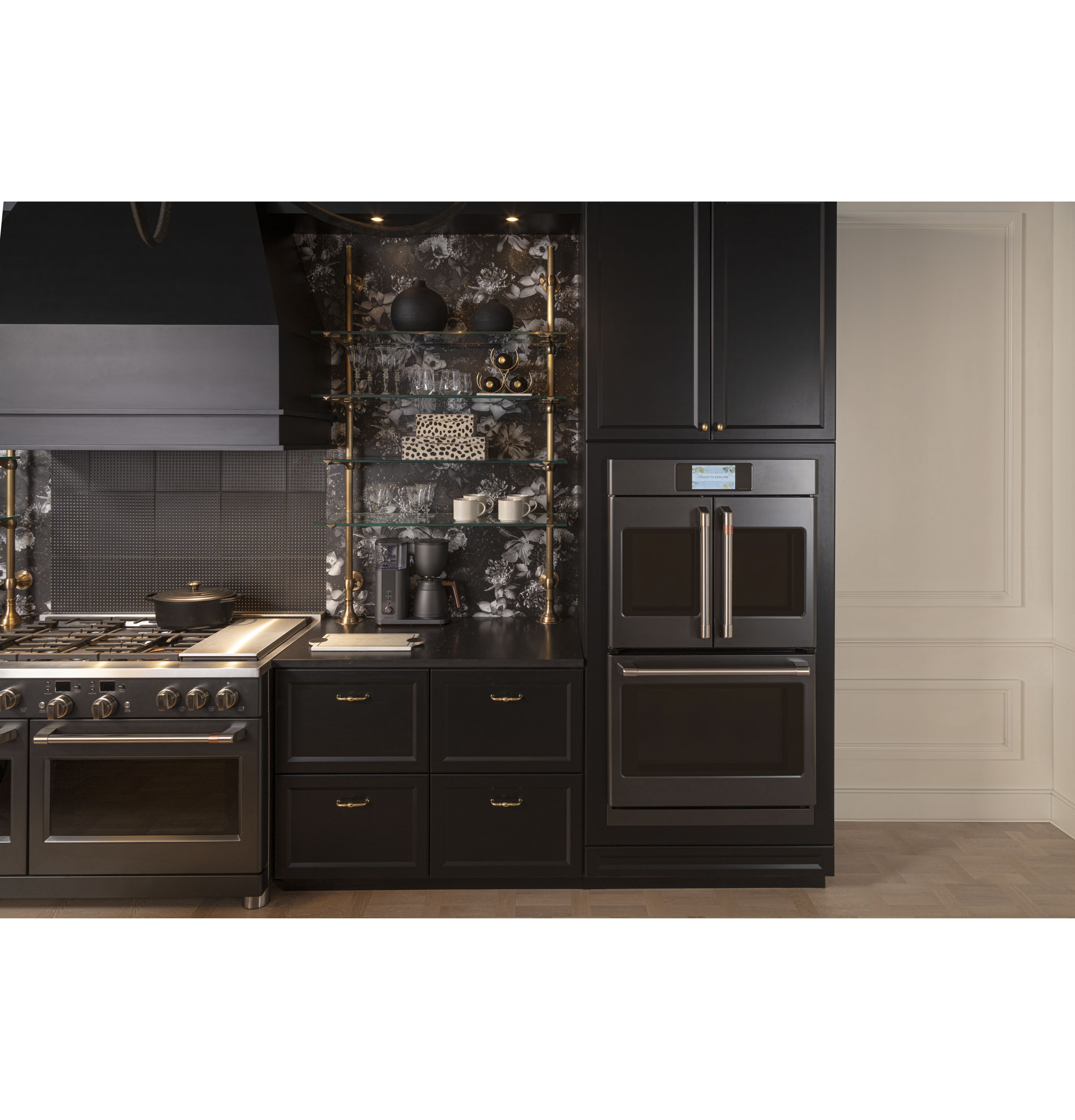 CAFÉ™ Professional Series 30" Smart Built-In Convection French-Door Double Wall Oven view 10
