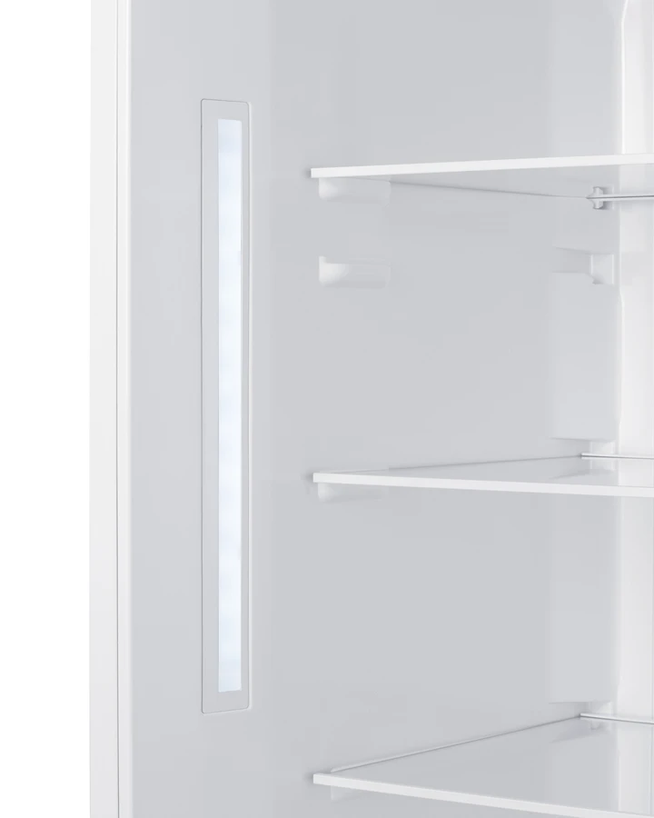 28" Wide Top-Mount Refrigerator-Freezer with Icemaker CTR151WIM
