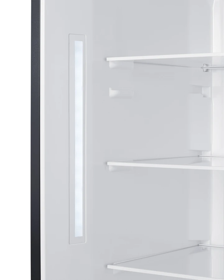 28" Wide Top-Mount Refrigerator-Freezer with Icemaker CTR152BIM