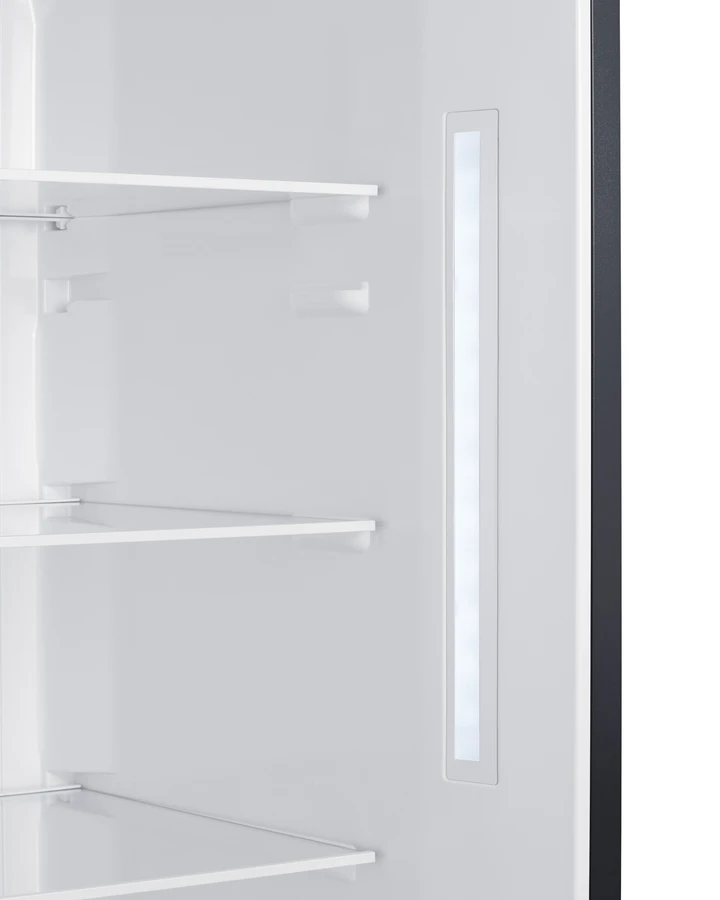 28" Wide Top-Mount Refrigerator-Freezer with Icemaker CTR152BIMLHD