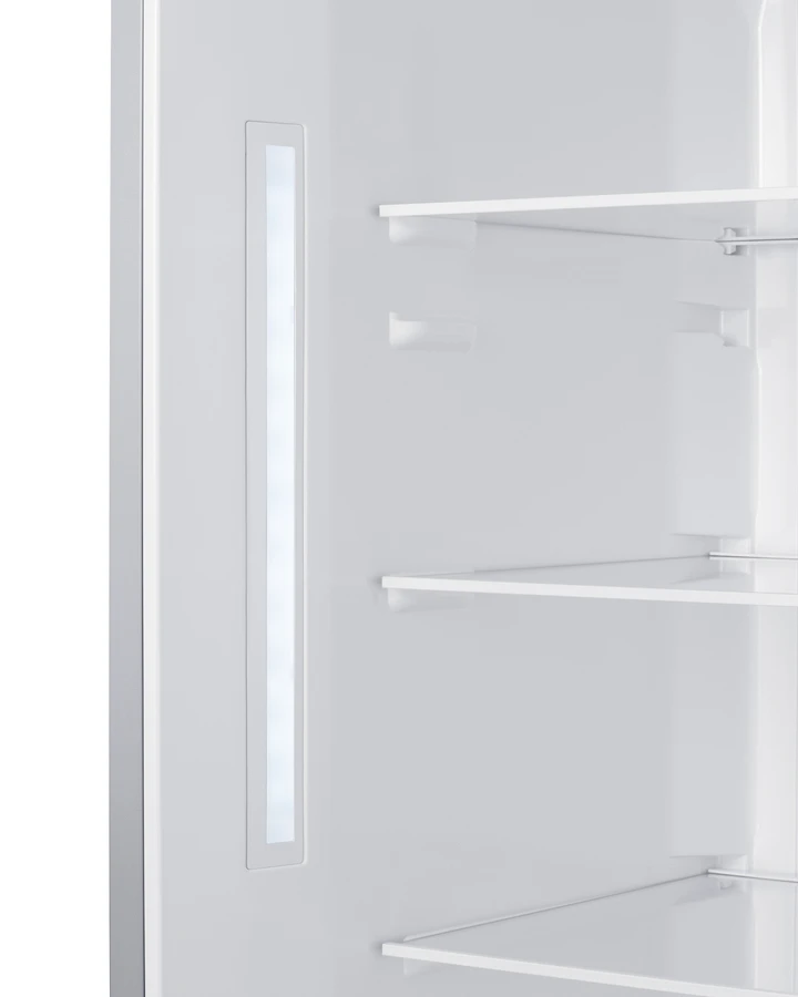 28" Wide Top-Mount Refrigerator-Freezer with Icemaker CTR15SSIM