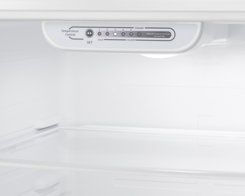 30" Wide Top Freezer Refrigerator CTR18W