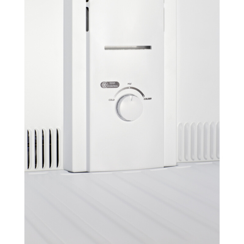 30" Wide Top Freezer Refrigerator with Icemaker CTR18WIM
