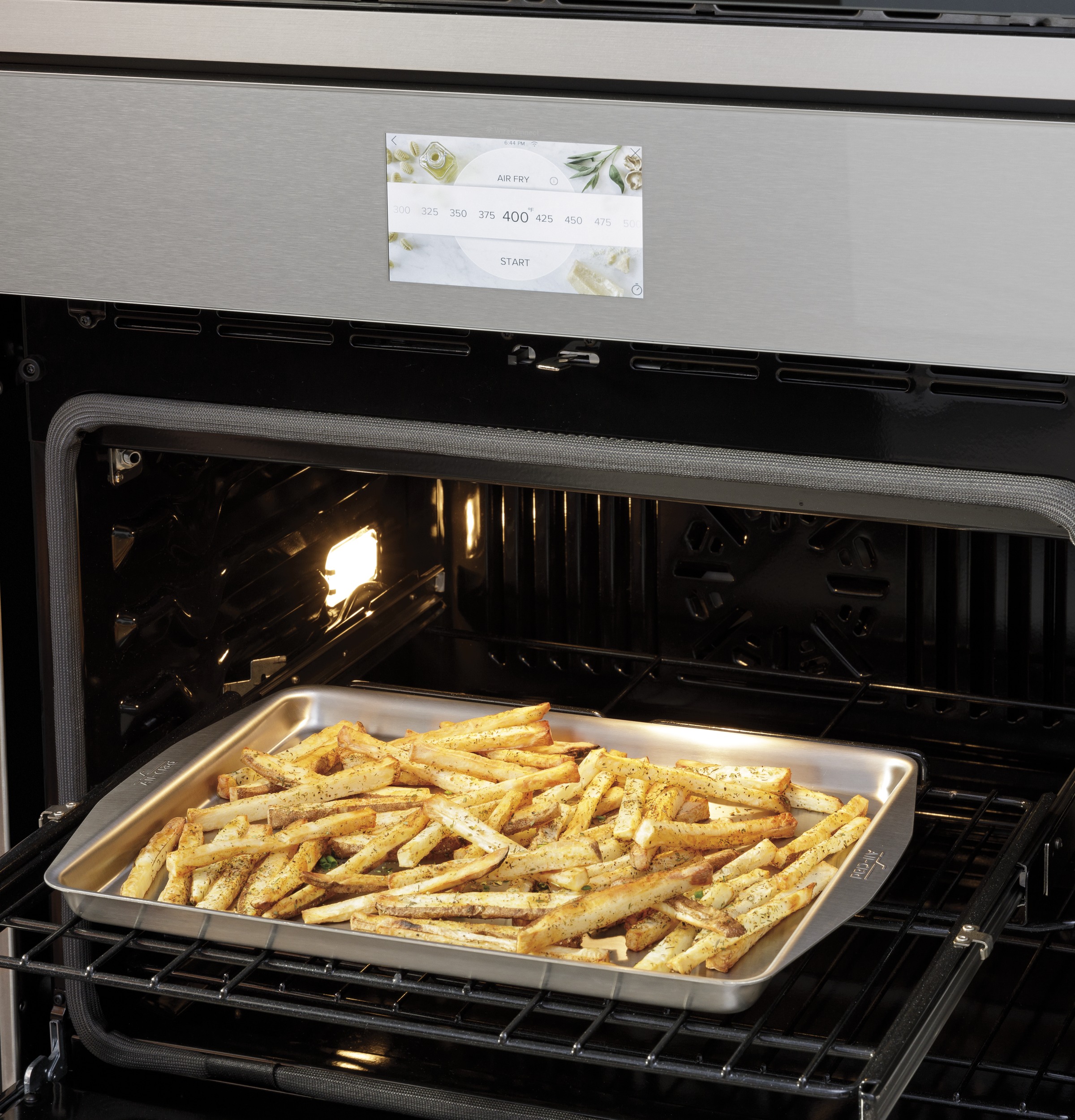 CAFÉ™ 30" Smart Single Wall Oven with Convection in Platinum Glass view 7