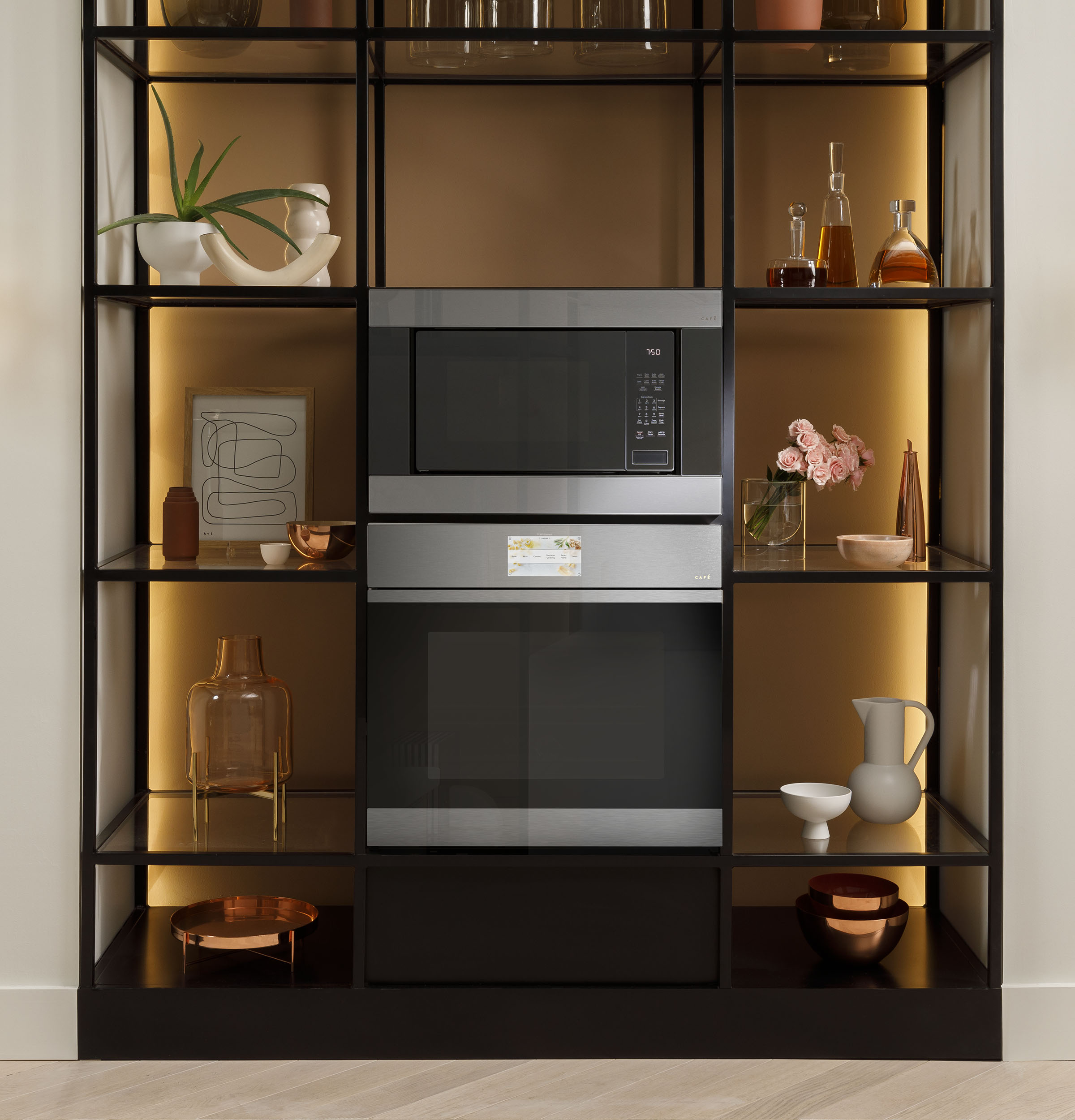 CAFÉ™ 30" Smart Built-In Convection Single Wall Oven in Platinum Glass view 22