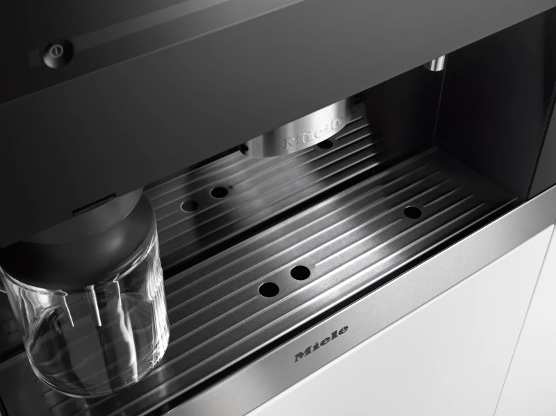 Built-in coffee machine with bean-to cup system and OneTouch CVA6401