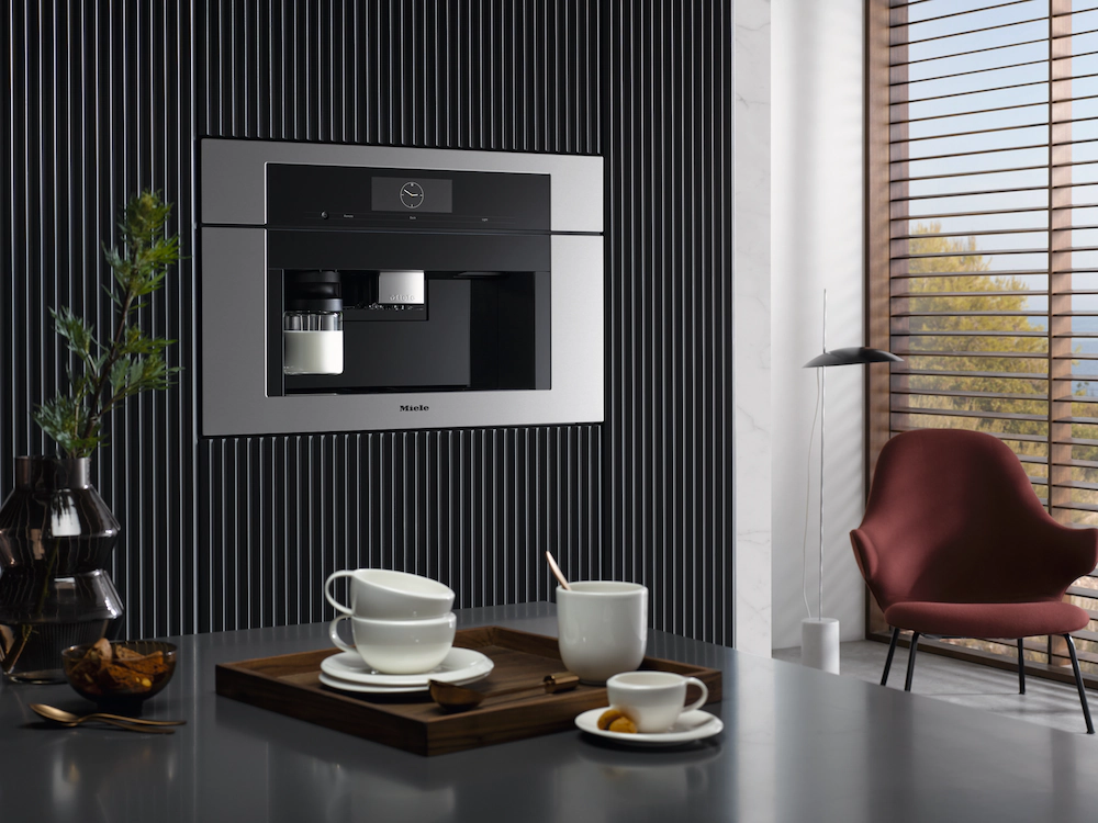 Built-in coffee machine with DirectWater CVA7775