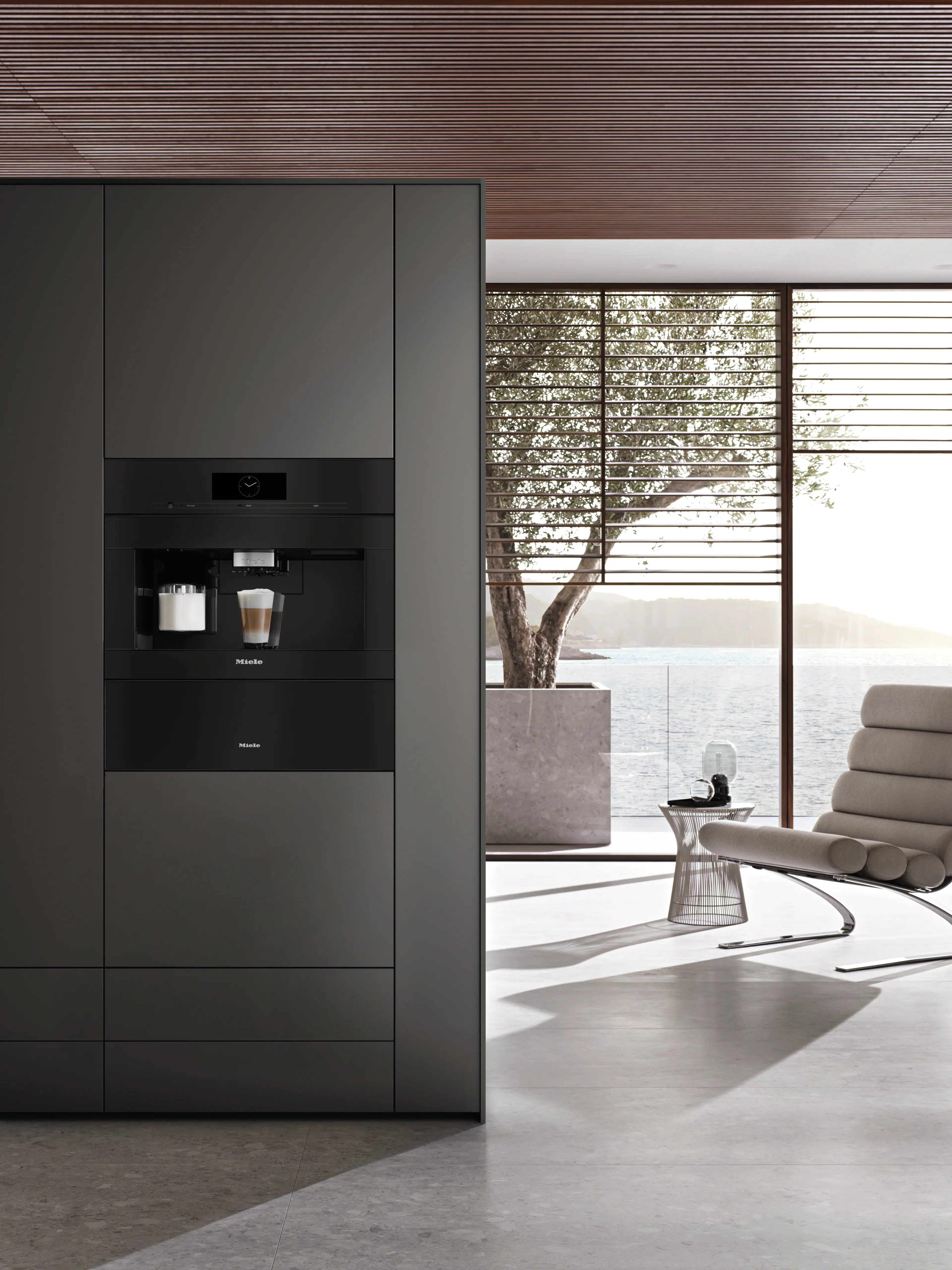 Built-in coffee machine with DirectWater CVA7875OB