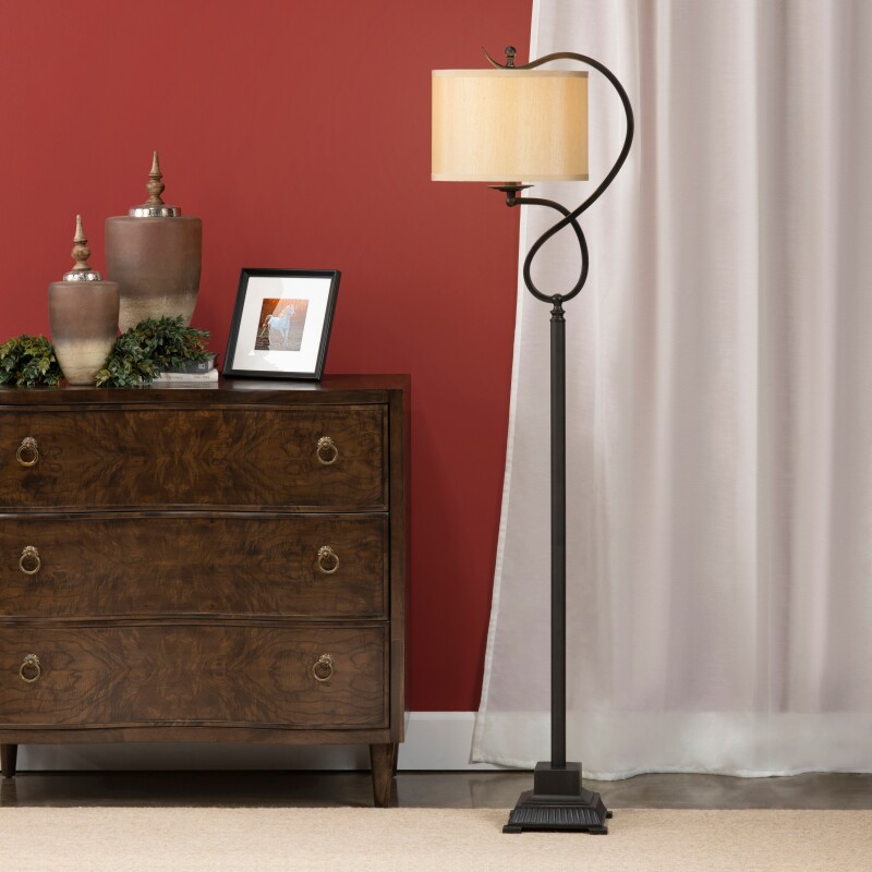 Echo Floor Lamp CVACR435