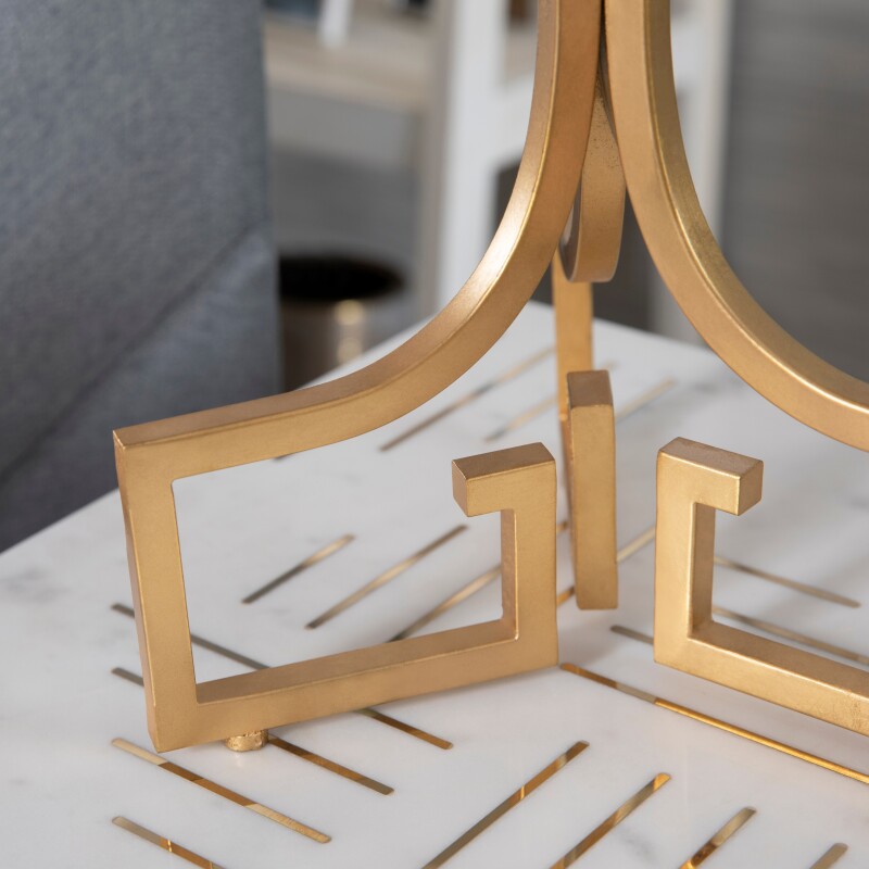Gold Lux Table Lamp CVAER874