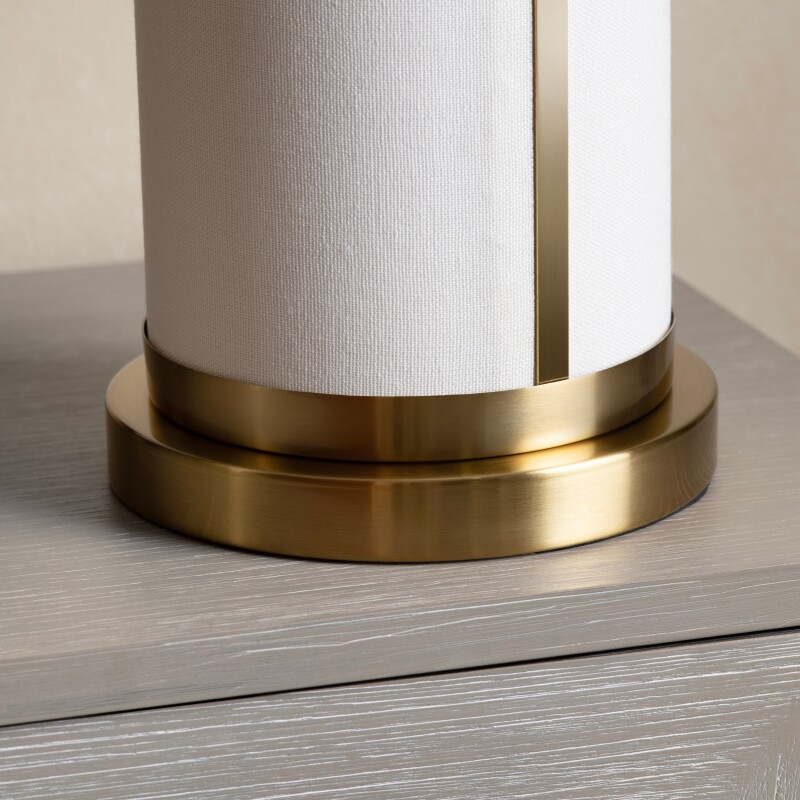 Wyndham Table Lamp CVAZER182