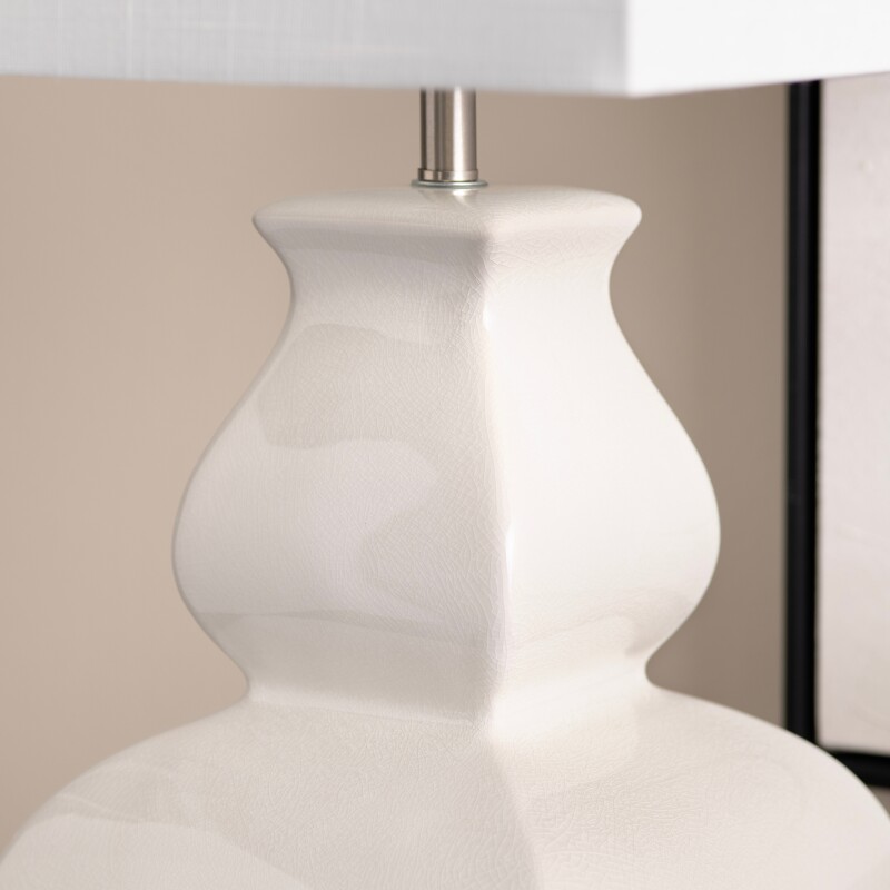 White Serafina Table Lamp CVAZP101A