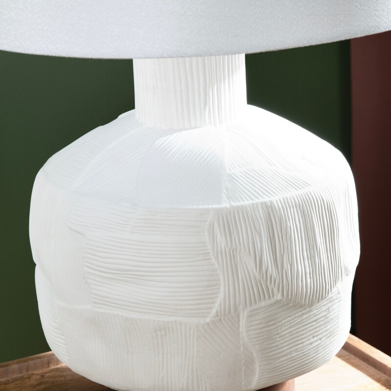 Avi Table Lamp CVAZP124