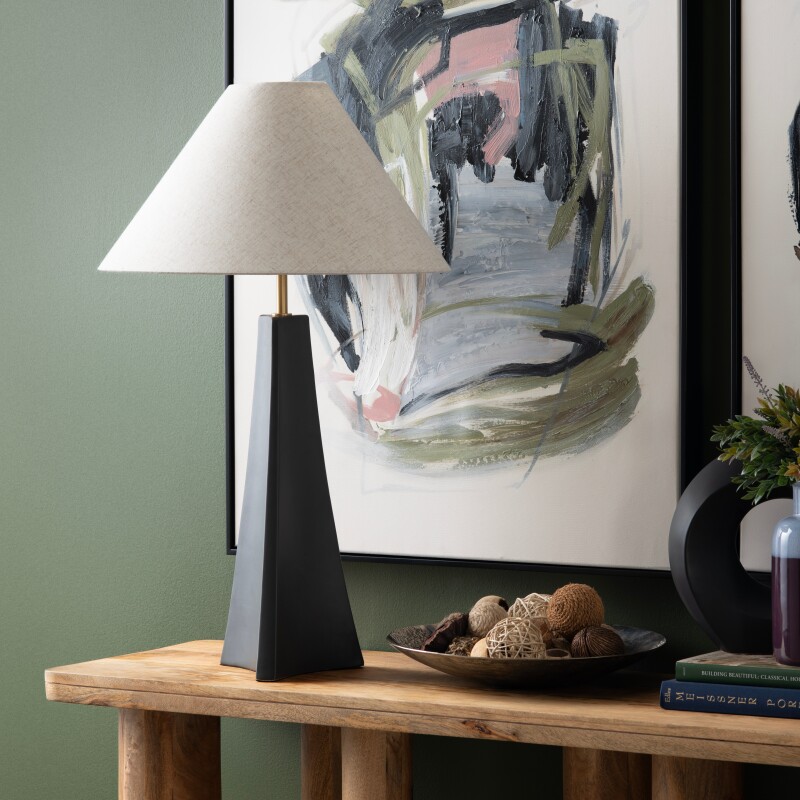 Russell Table Lamp CVAZP132