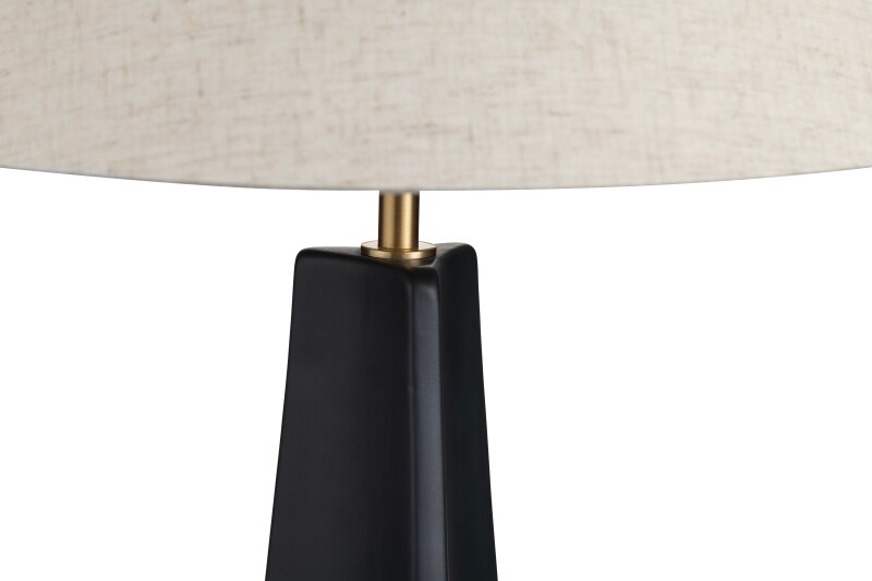Russell Table Lamp CVAZP132