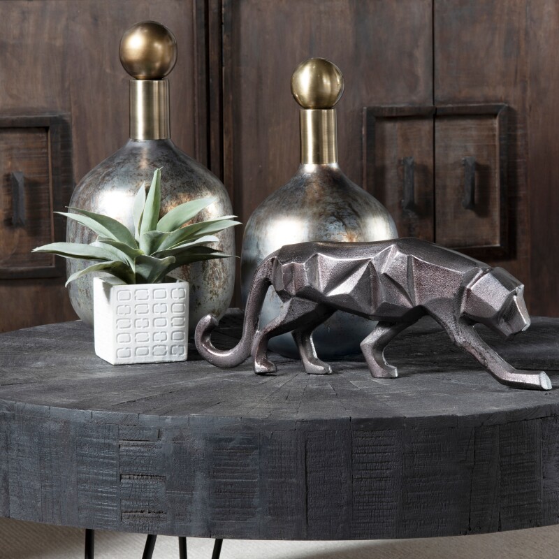 Medium Ritz Covered Urn CVDEN092S