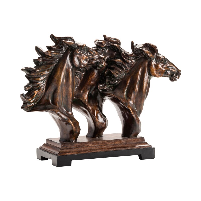 Running Free Statue CVDEP062