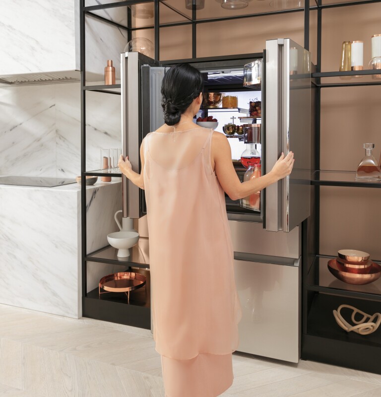 CAFÉ™ ENERGY STAR® 27.8 Cu. Ft. Smart 4-Door French-Door Refrigerator in Platinum Glass view 12