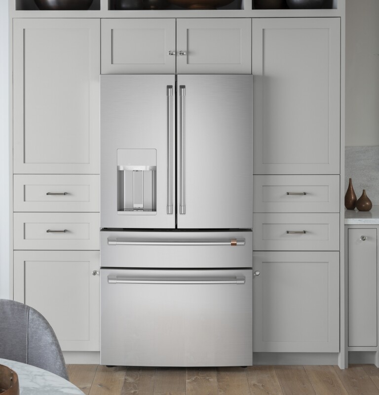 CAFÉ™ ENERGY STAR® 27.8 Cu. Ft. Smart 4-Door French-Door Refrigerator view 8