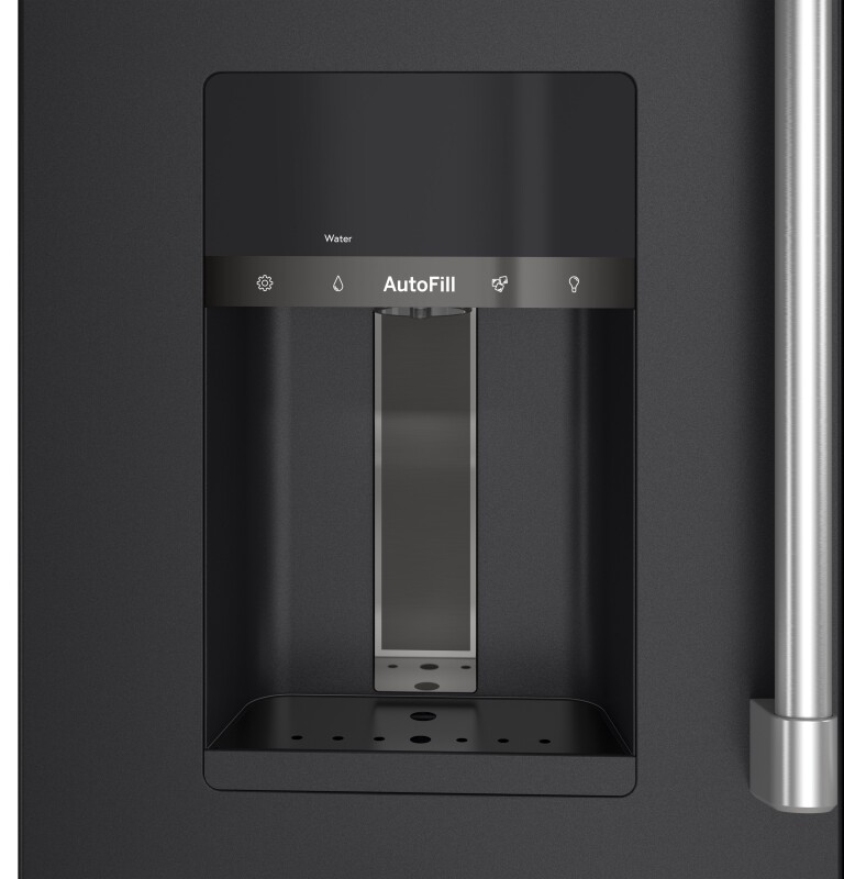 CAFÉ™ ENERGY STAR® 27.8 Cu. Ft. Smart 4-Door French-Door Refrigerator view 18