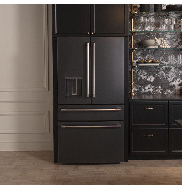 CAFÉ™ ENERGY STAR® 27.8 Cu. Ft. Smart 4-Door French-Door Refrigerator view 13