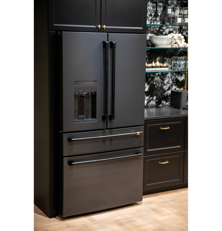 CAFÉ™ ENERGY STAR® 27.8 Cu. Ft. Smart 4-Door French-Door Refrigerator view 6