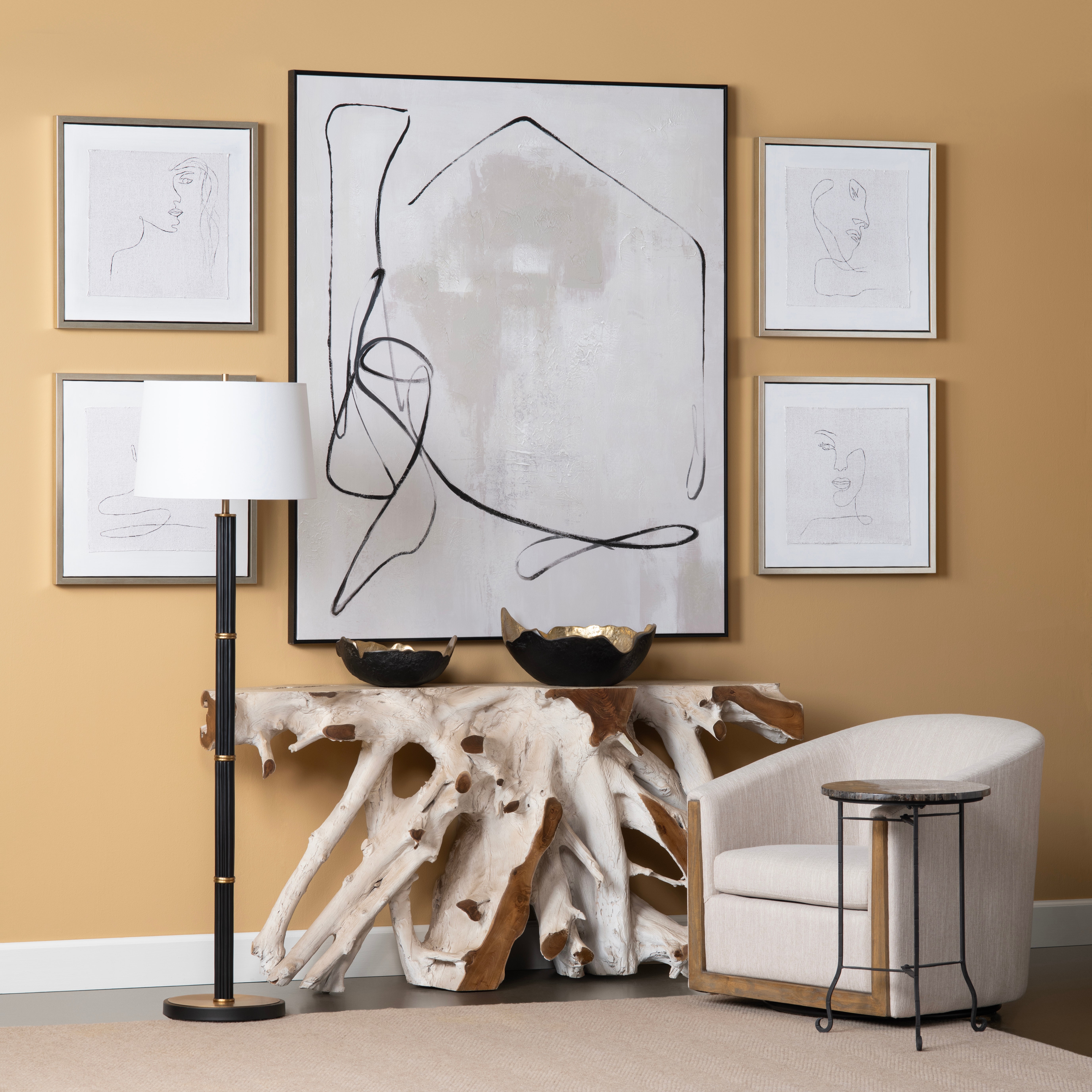 Tiga Console Table CVFDR1019